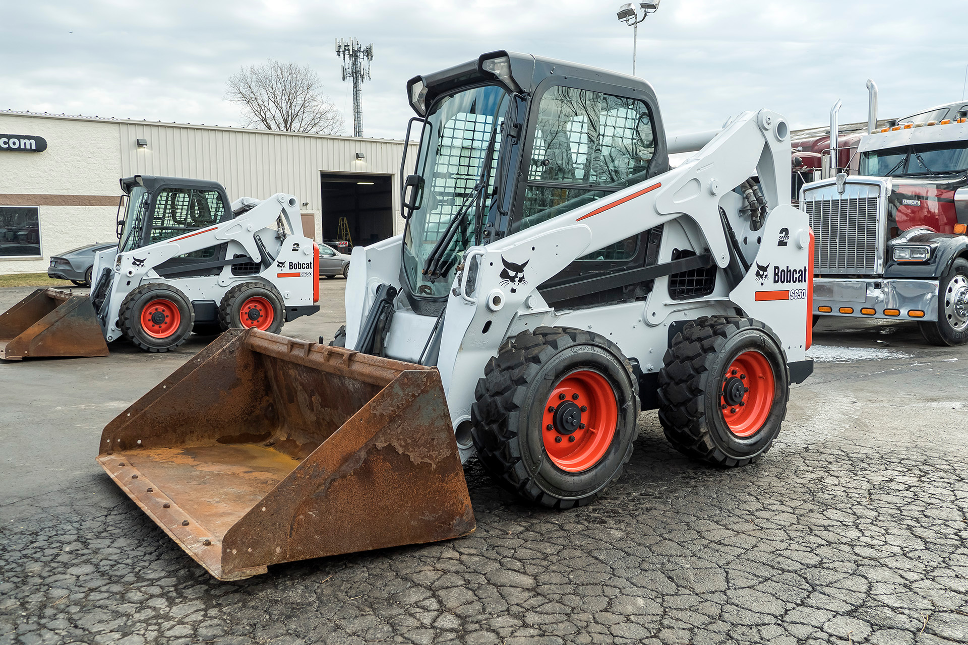 Skidsteers